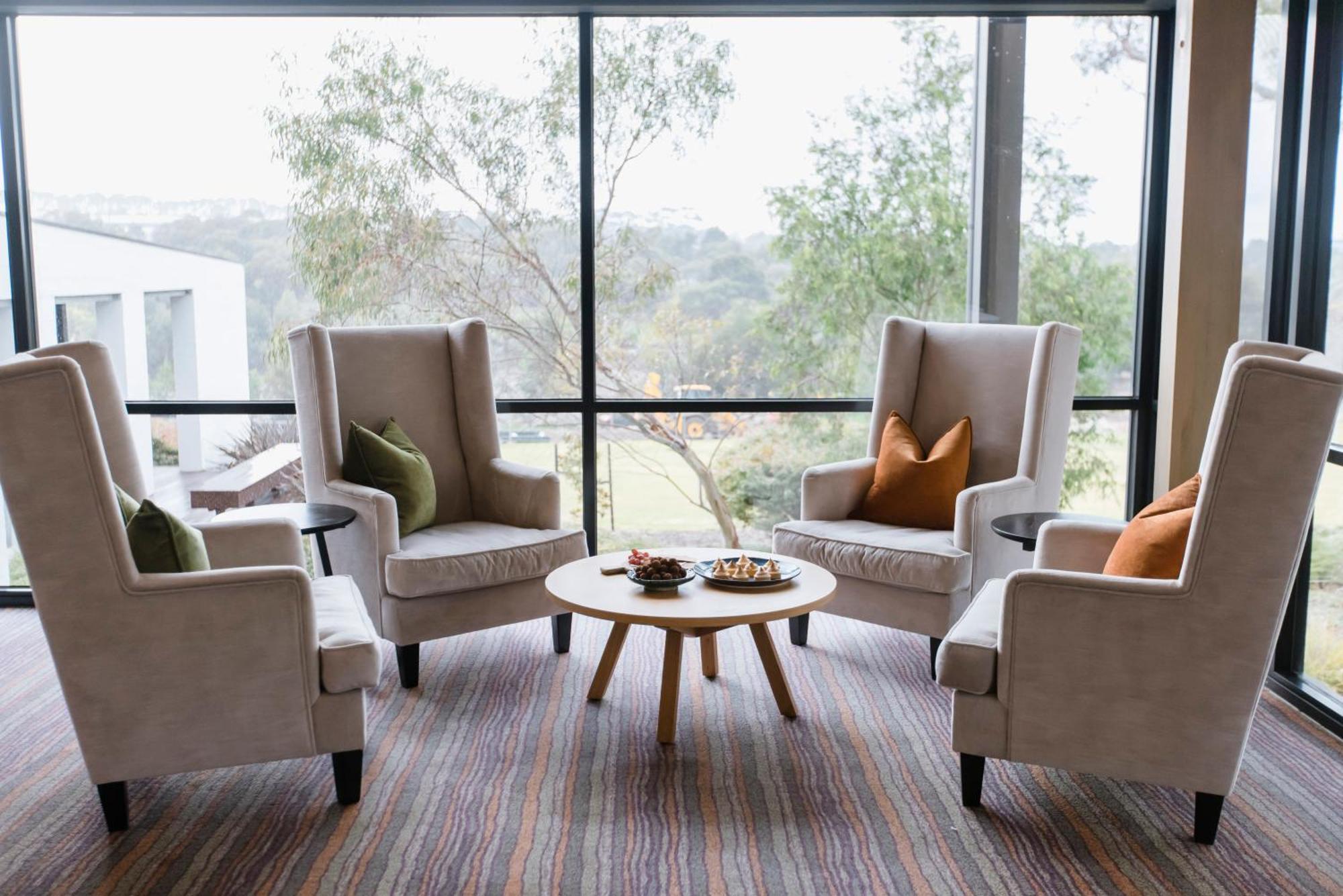 Готель Waurn Ponds Estate Екстер'єр фото